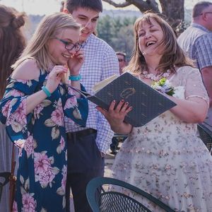 Meet your Posher, Madeleine